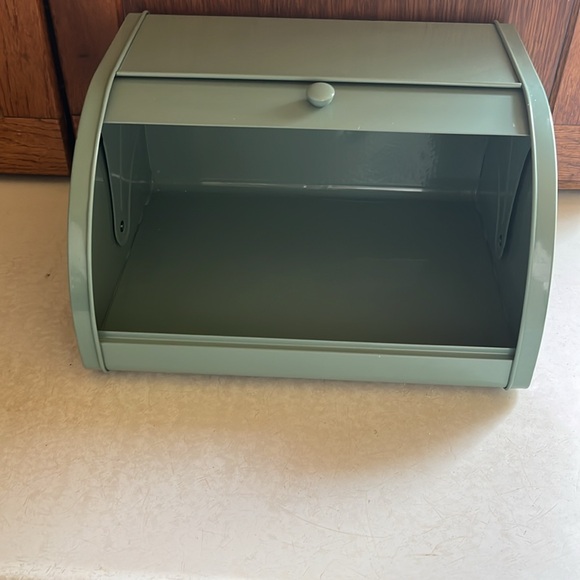 Metal Bread Box - Picture 6 of 6